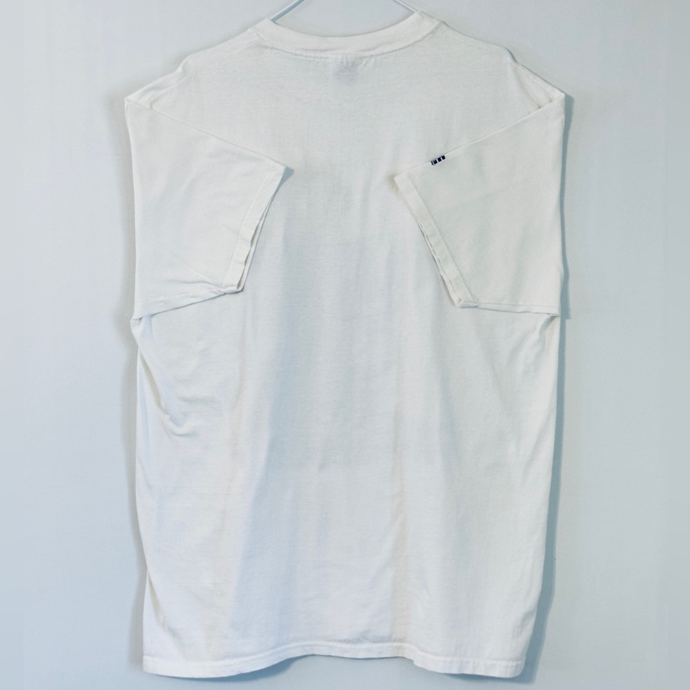Hanes White 'The Avengers' Graphic Tee XL - Picture 3 of 3